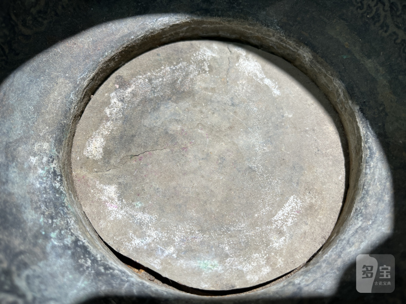 明 铜鎏金“云间胡文明制”款海水龙纹簋式炉 - 图17